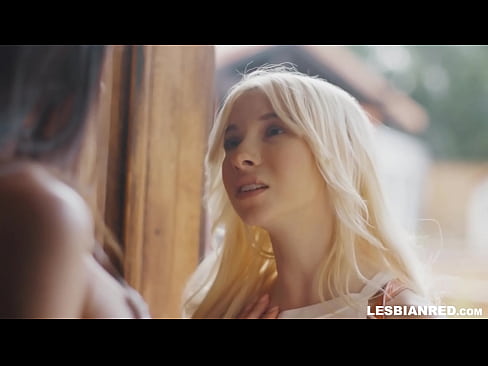 ❤️ केटी केहि महिना पछि घर आउछ र आफ्नो सौतेनी आमाको बिल्ली खान्छ सेक्स  ❌❤